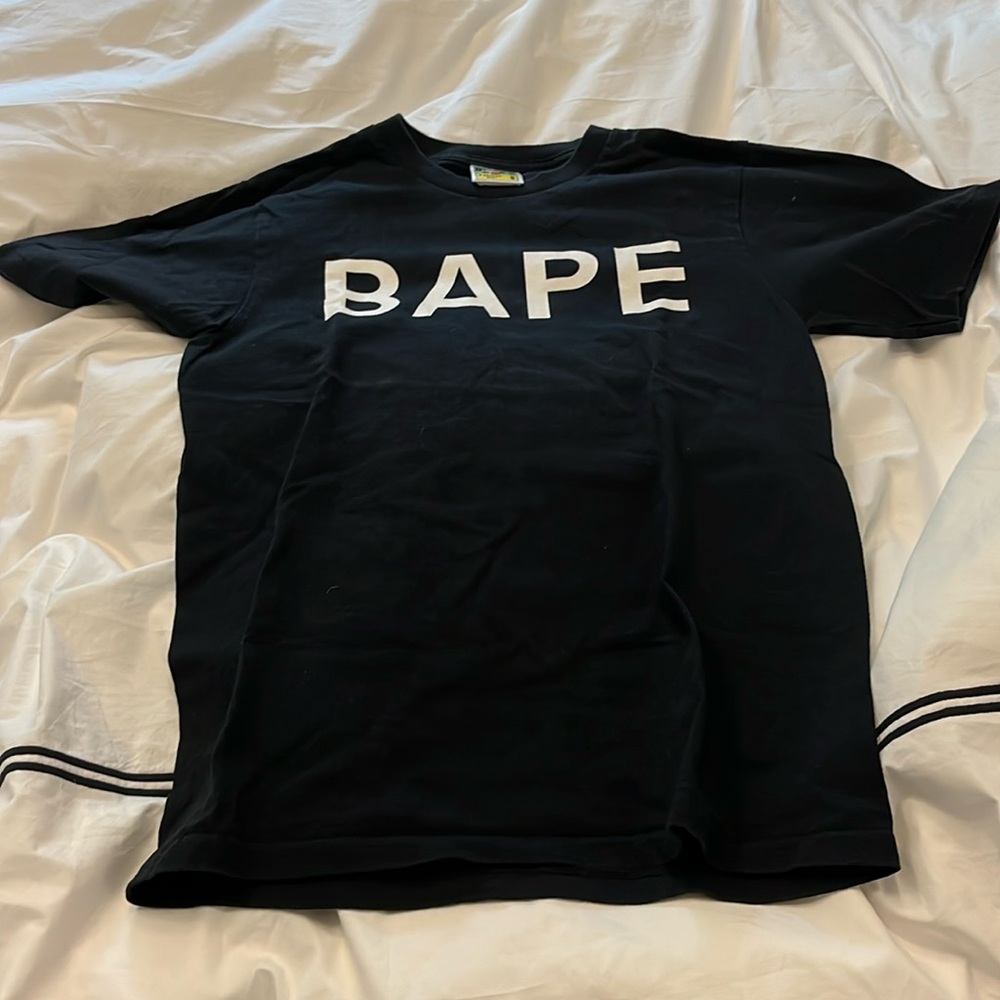 Use bathing, bape size small shirt